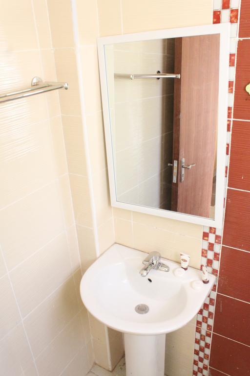 Elegant Comfy Rooms- Jkia Nairobi Bagian luar foto
