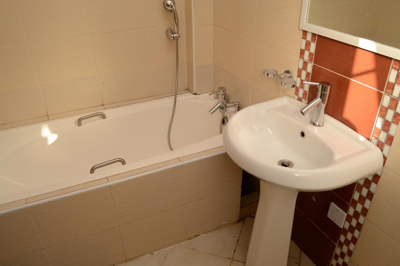 Elegant Comfy Rooms- Jkia Nairobi Bagian luar foto